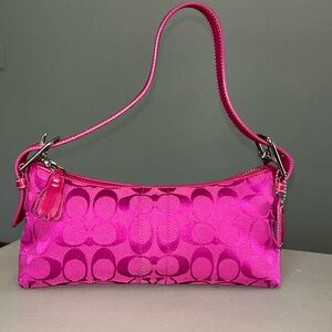 COACH Vintage East West Hot Pink Jacquard Shoulder Bag